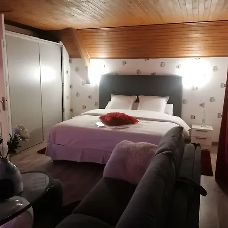 Bed & Breakfast Du Jardin Fleuri 3*