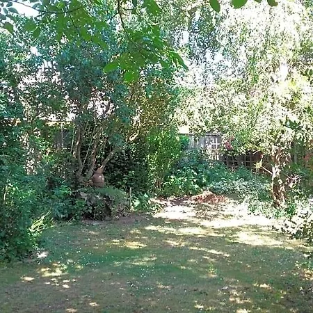 Du Jardin Fleuri Отель типа 