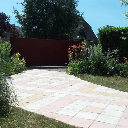 Du Jardin Fleuri Bed and Breakfast