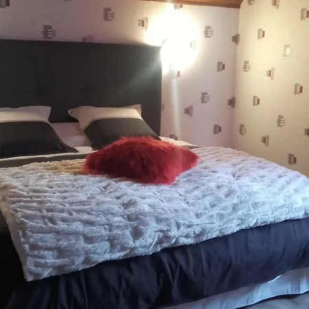 Du Jardin Fleuri Bed & Breakfast