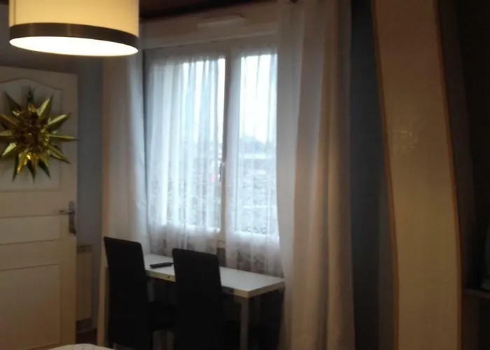 Du Jardin Fleuri Bed & Breakfast Saint-Aubin-lès-Elbeuf